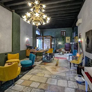 La Corte 3* Venecia